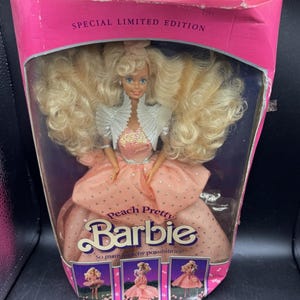 Vintage 1989 Mattel Peach Pretty Barbie Special LTD Edition NIB 1980’s Fashion