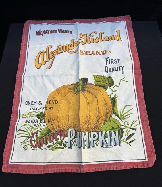 Vintage Thanksgiving Pumpkin Tea Towels 55% Cotton 45 percent Linen Made in Italy