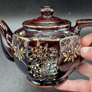 Brown Betty Redware Tea Pot Hand Painted Moriage Style Lattice Flowers Vintage