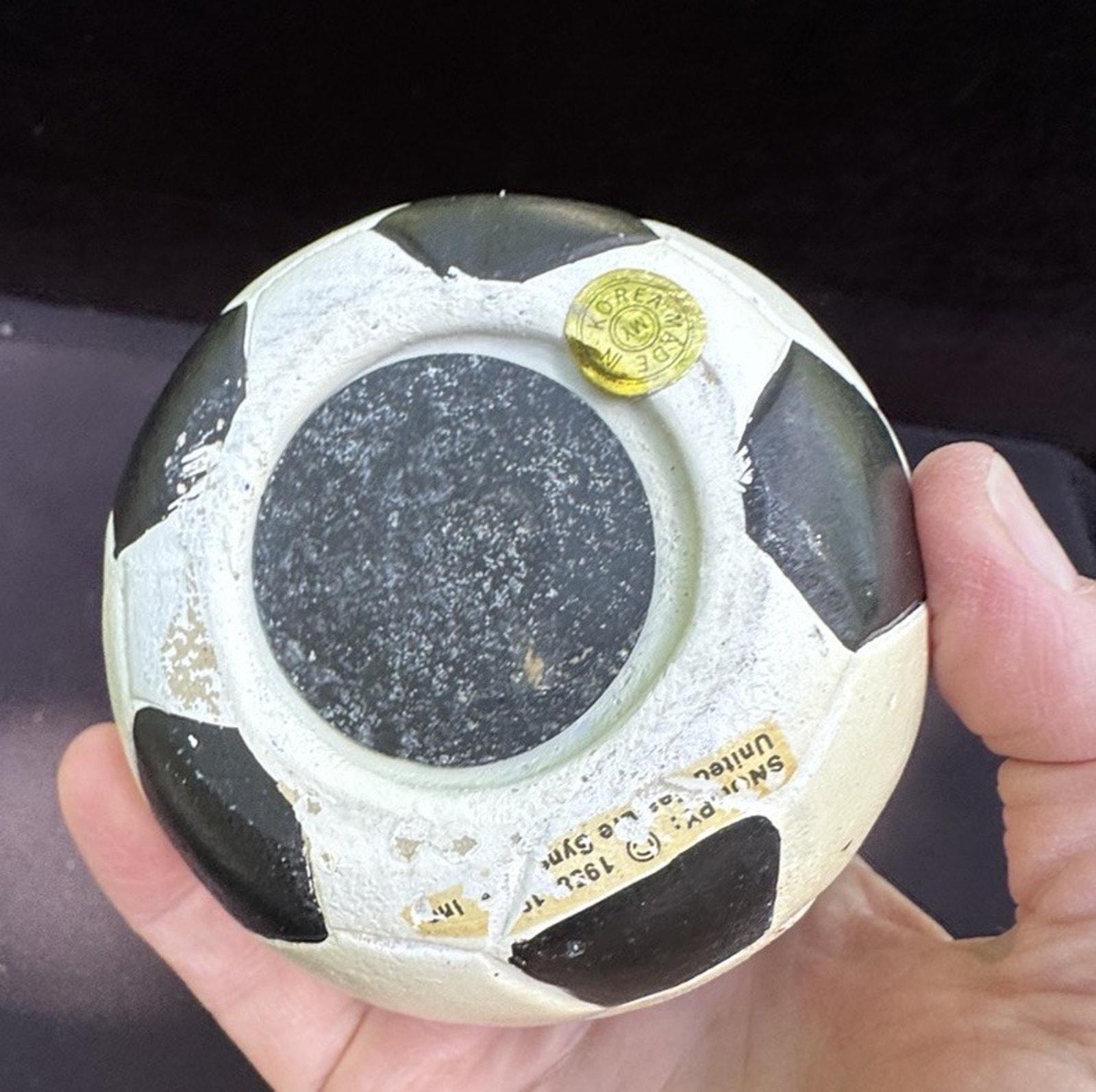 1960年代のヴィンテージ スヌーピー サッカー＆野球ボール 貯金箱