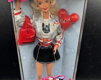 1996 Vintage BARBIE Walt Disney World 25th Anniversary Special Ed