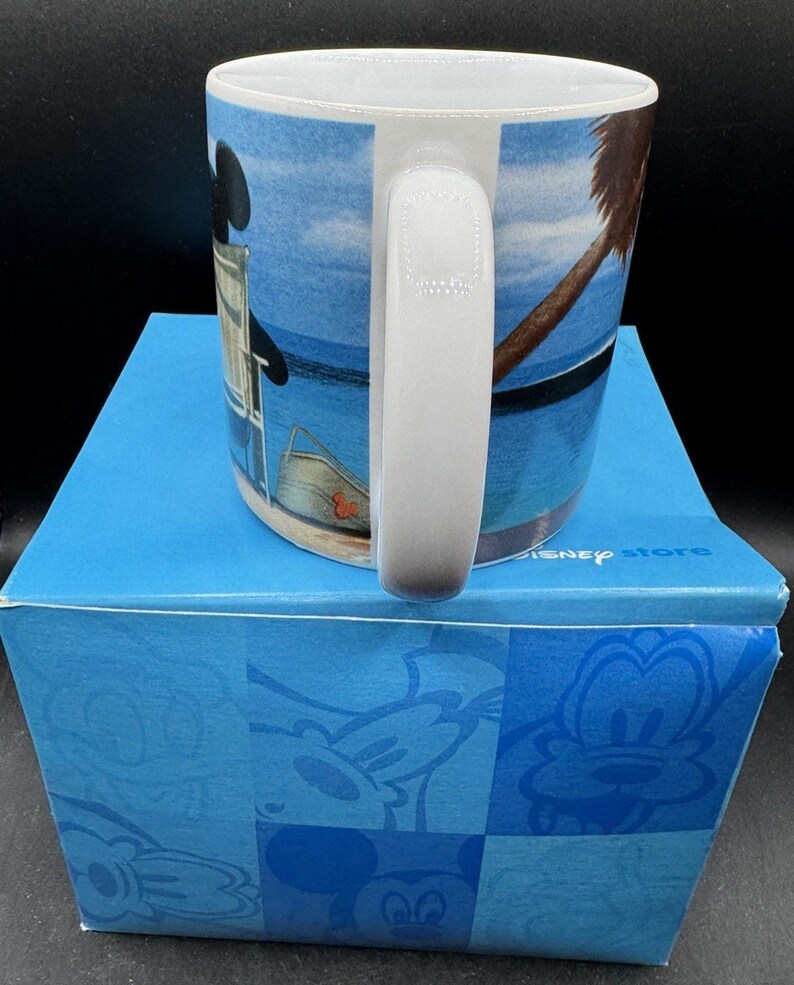New 1990’s Disney Jumbo MICKEY MOUSE Coffee Mug Beach Vacation Ocean In Box! NWT image 5