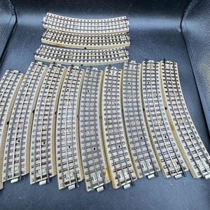 12 Märklin H0 00 AC Track Curved Electric Train Track Hollow Profile #7