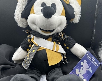 Disney Parks Mickey The Main Attraction Pirates Of The Caribbean Plush New