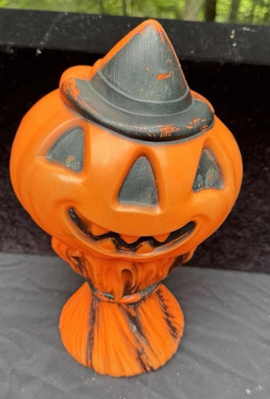 1969 Halloween Blow Mold Pumpkin Jack O Lantern Haystack Vintage