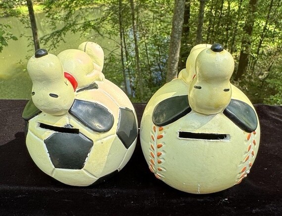 1960年代のヴィンテージ スヌーピー サッカー＆野球ボール 貯金箱