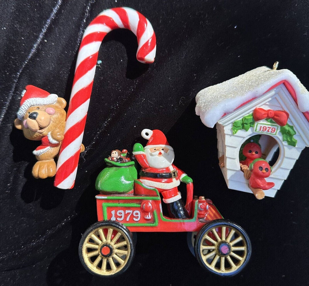 1979 Hallmark Ready for Christmas Christmas Treat Heres Santa