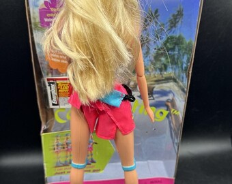 Vintage 1999 Barbie Cool Skating CHRISTIE Mattel 26230 New Open