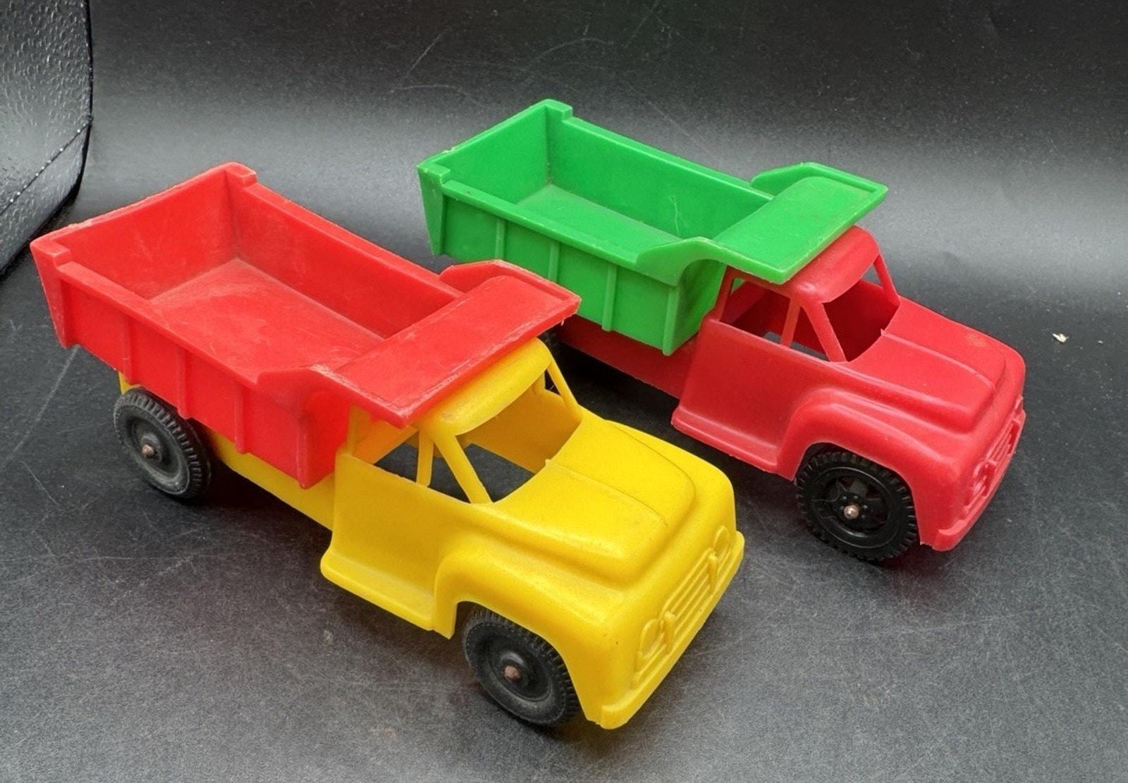 Jouet Ancien – Voiture / Camion Chinois, Collection