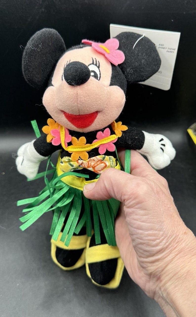 Vtg 1990’s Disney Store Bean Bag Plush - HULA MINNIE Mickey Mouse 9.5” image 6