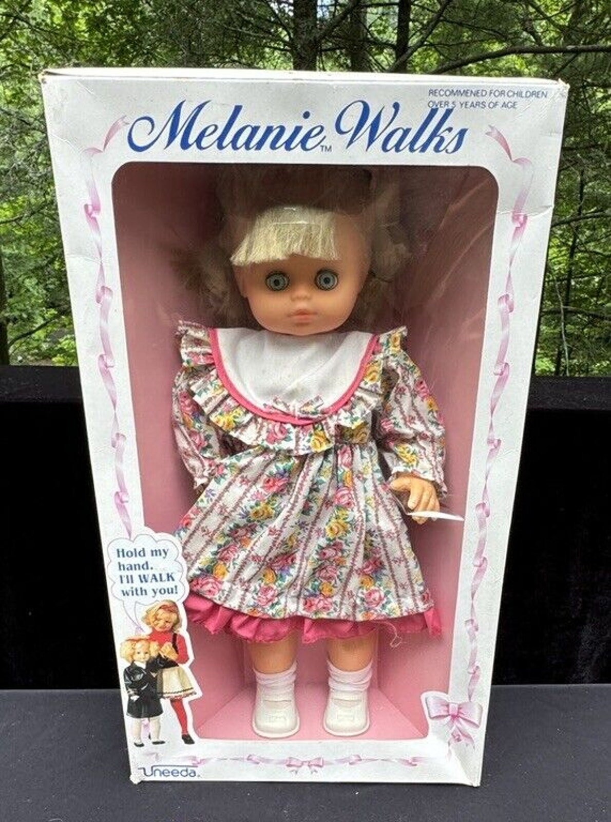 Melanie Walks by Uneeda Vintage 18” Walker 1994 Walking Doll