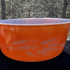 Autumn Harvest Burnt Orange Wheat Pyrex Casserole Dish -A30