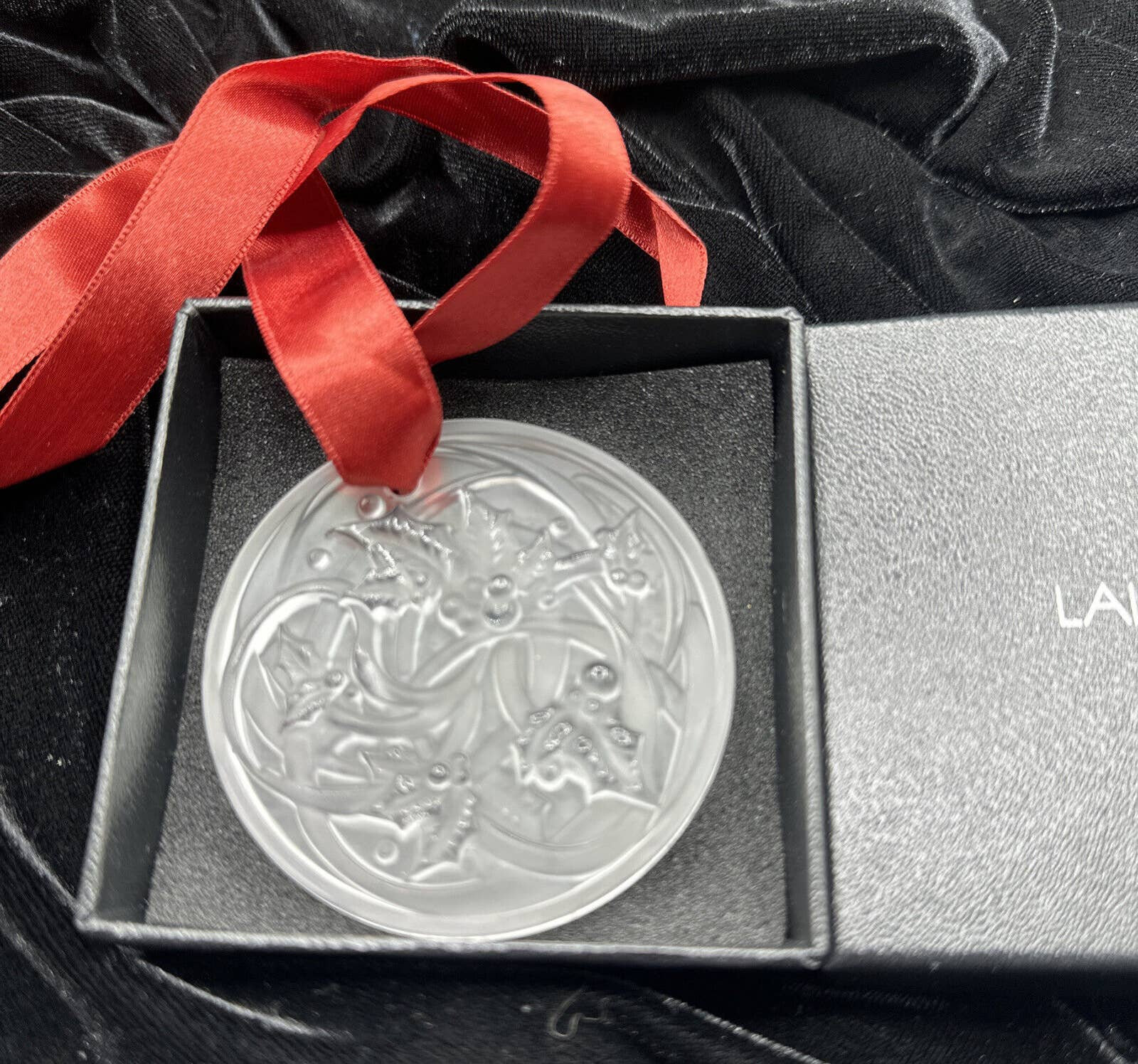 Lalique crystal christmas ornaments Clearance