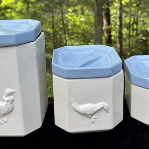 3er Set McCoy USA Keramik Country Goose mit blauem Band Deckel Vintage -OS