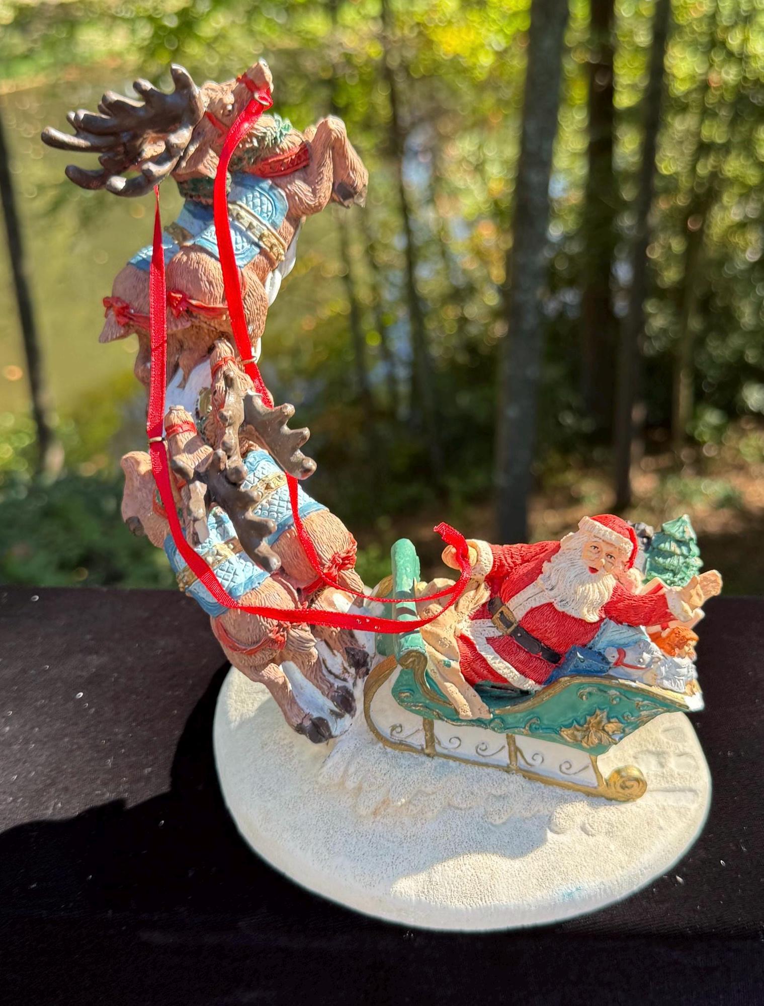 ヴィンテージのサンタのそりとトナカイのクリスマスの置物 - Etsy 日本