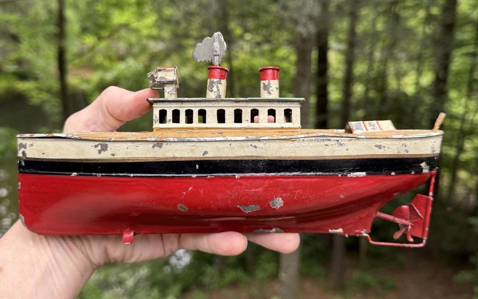 1900'S BING CARETTE GERMAN Tin 2 Smokestack Ship Ocean Liner Wind