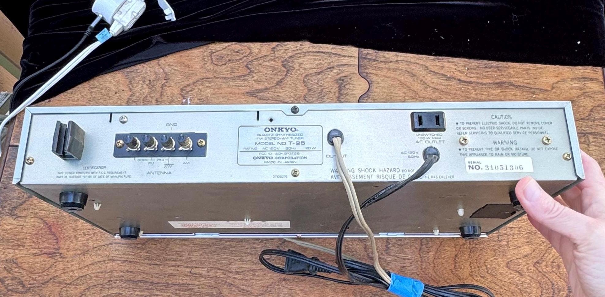 ヴィンテージ Onkyo クォーツシンセサイザー T-25 AM/FM チューナー