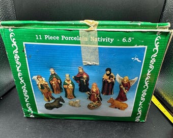 Christmas Nativity Set Scene Figures Porcelain Figurines Baby Jesus - 11 Piece Beautifully Made -BA