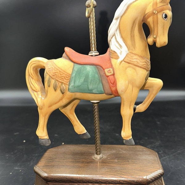 Vintage UOGC Taiwan Carousel Horse Figurine Musical Figurine Beautiful Base