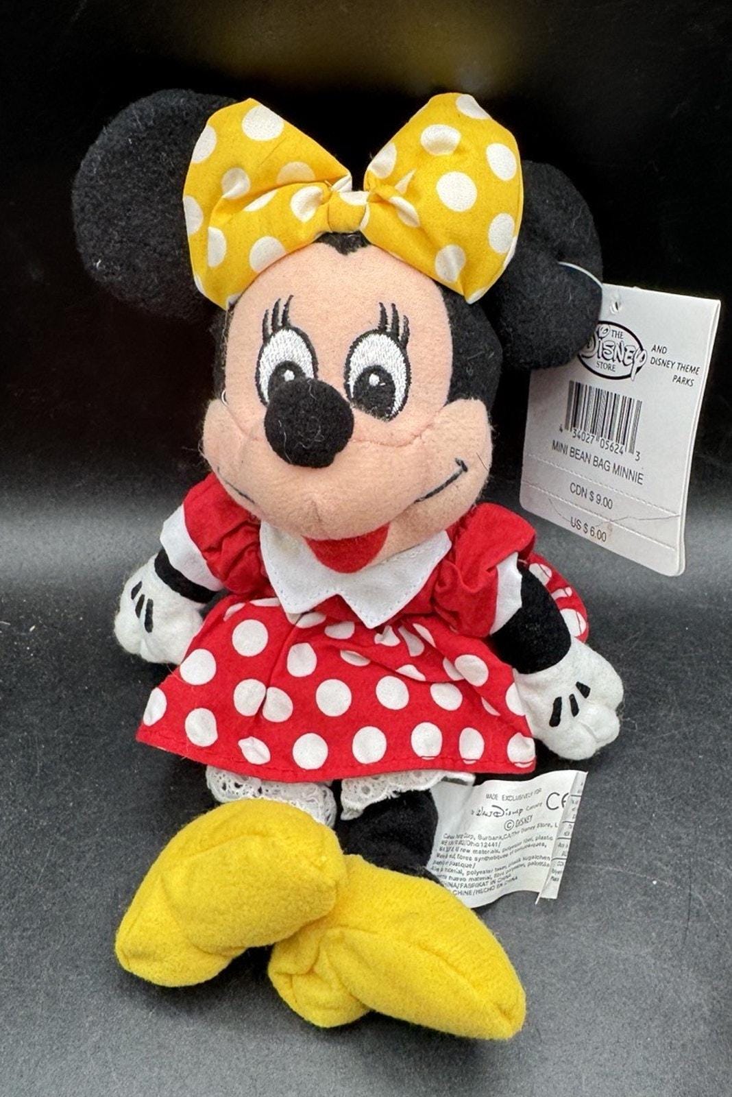 レトロ　黄色リボン　ミニー ぬいぐるみ　Disney ディズニーストア 1990 年代のヴィンテージ、ディズニーストアのイエロー リボン ミニー