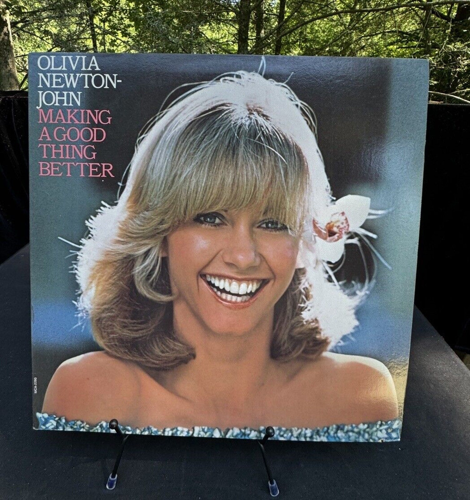 Olivia Newton John Making A Good Thing Better - VINYL 12