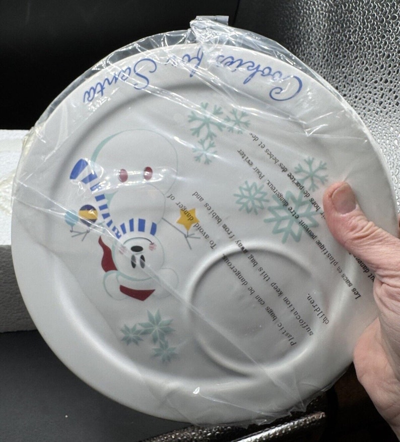 Brand New 1990’s Disney Store Cookies & Milk for Santa Mickey Mouse Plate Mug image 4