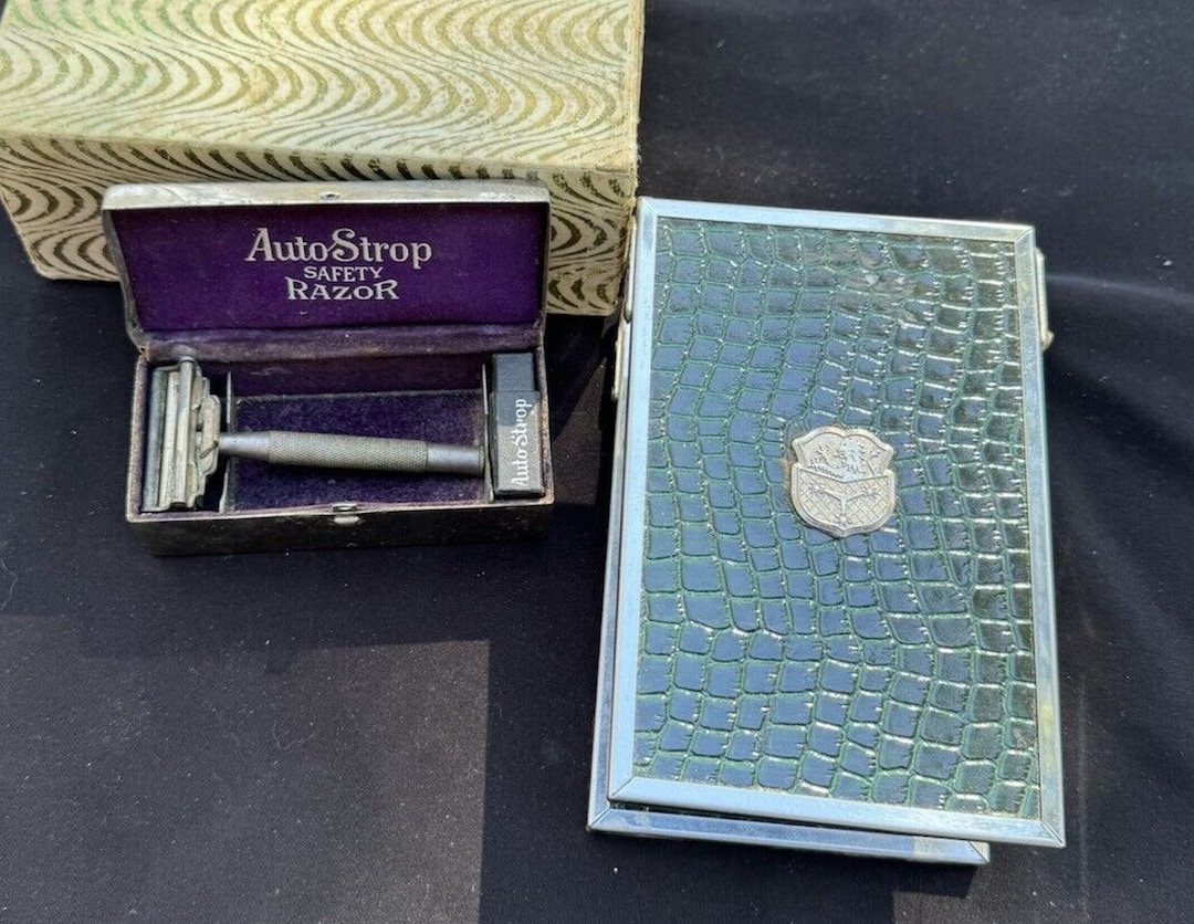 Vtg 1920s Valet Autostrop Safety Razor in Box & Alligator Travel Shave ...