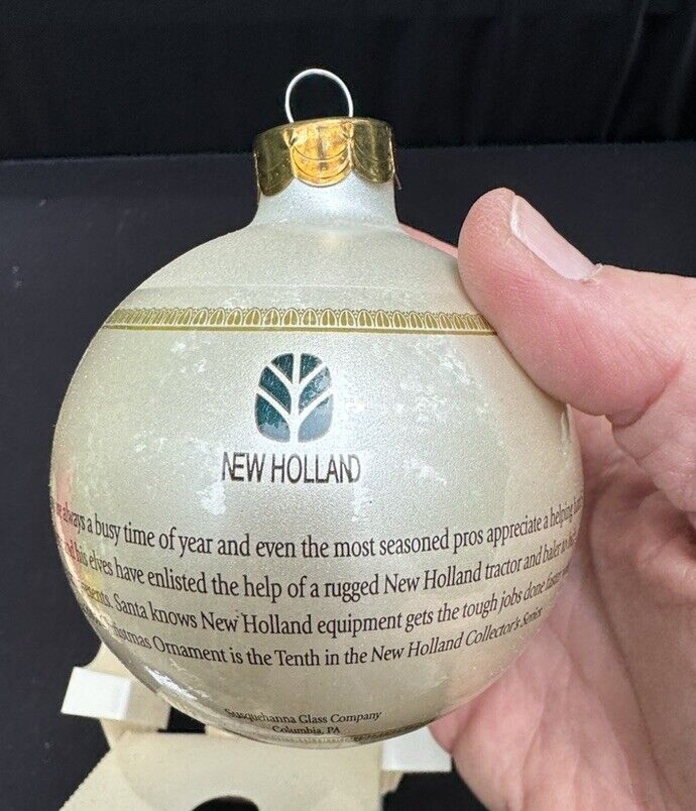ニューホランドトラクター 2001 ガラス製クリスマスオーナメント