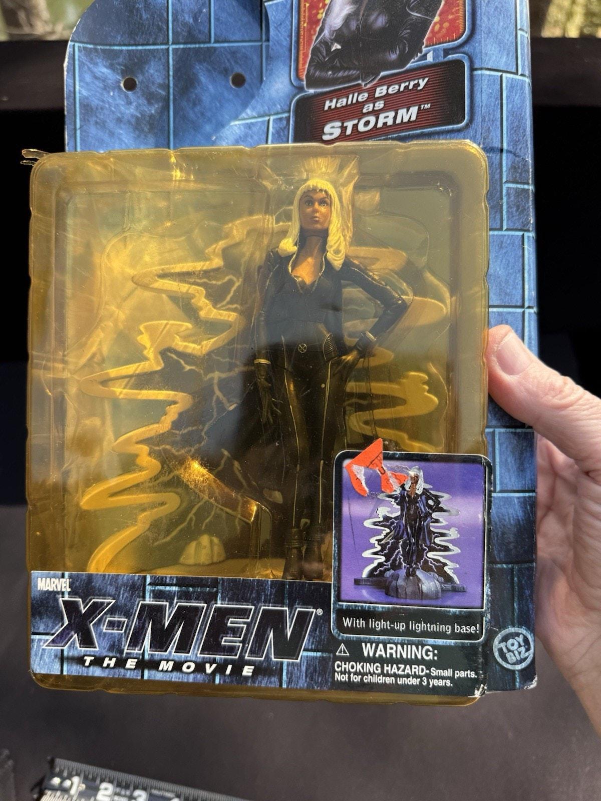 Toy Biz Marvel X-men: the Movie Halle Berry as Storm Action Figure