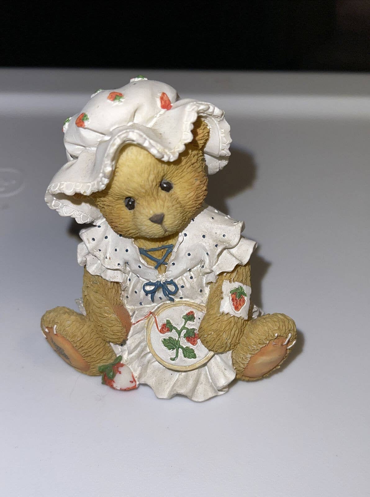 Enesco Cherished Teddies フィギュア 2 体とクリスマス プレートの 