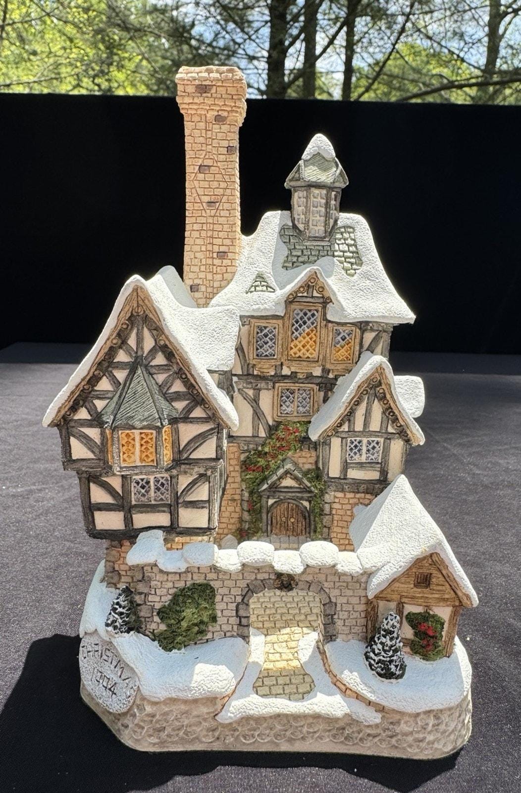 デビッド・ウィンター コテージ 置物