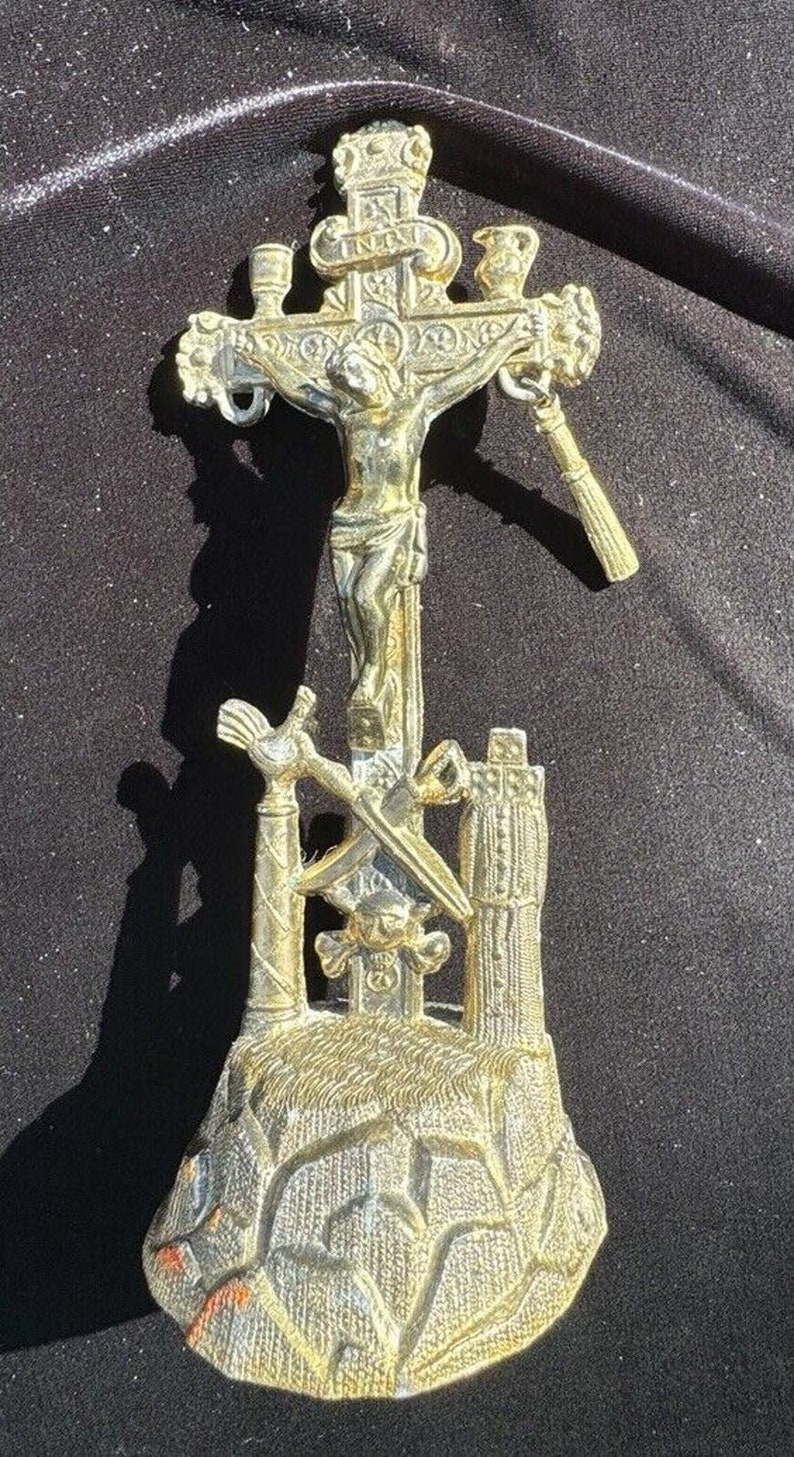 Antique Brass Arma Christi Memento Mori Crucifix Beautiful Easter Blessing A10 image 3