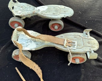 Metal Roller Skates Vintage 1950's Hustler #2 Speed King Shoe Roller Skates -6E