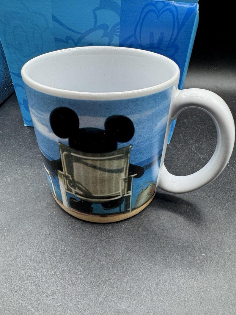 New 1990’s Disney Jumbo MICKEY MOUSE Coffee Mug Beach Vacation Ocean In Box! NWT image 7