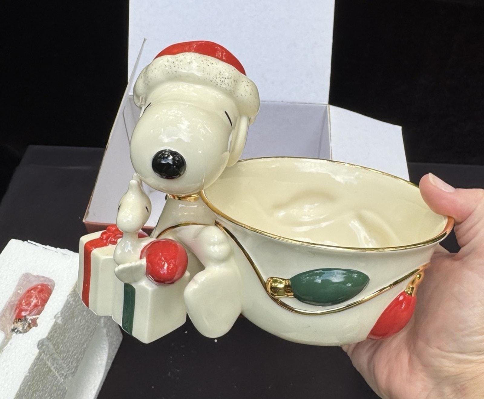レア❗️Lenox スヌーピ　クリスマス　陶器製 SNOOPY Brand New Lenox Snoopy's Christmas Serving Bowl With Spreader