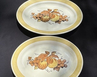 2 rari piatti da portata MCM POPPYTRAIL di METLOX con motivo a frutta dorata, 1950