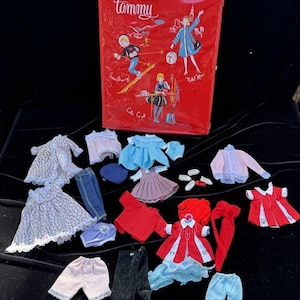 Vintage 1960s Ideal Tammy Doll Case & Clothing Lot - Rare Pieces!