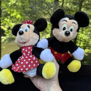 Vintage 1980-tals Musse Pigg och Mimmi Pigg plysch från Walt Disney Co. Fin! bild 6
