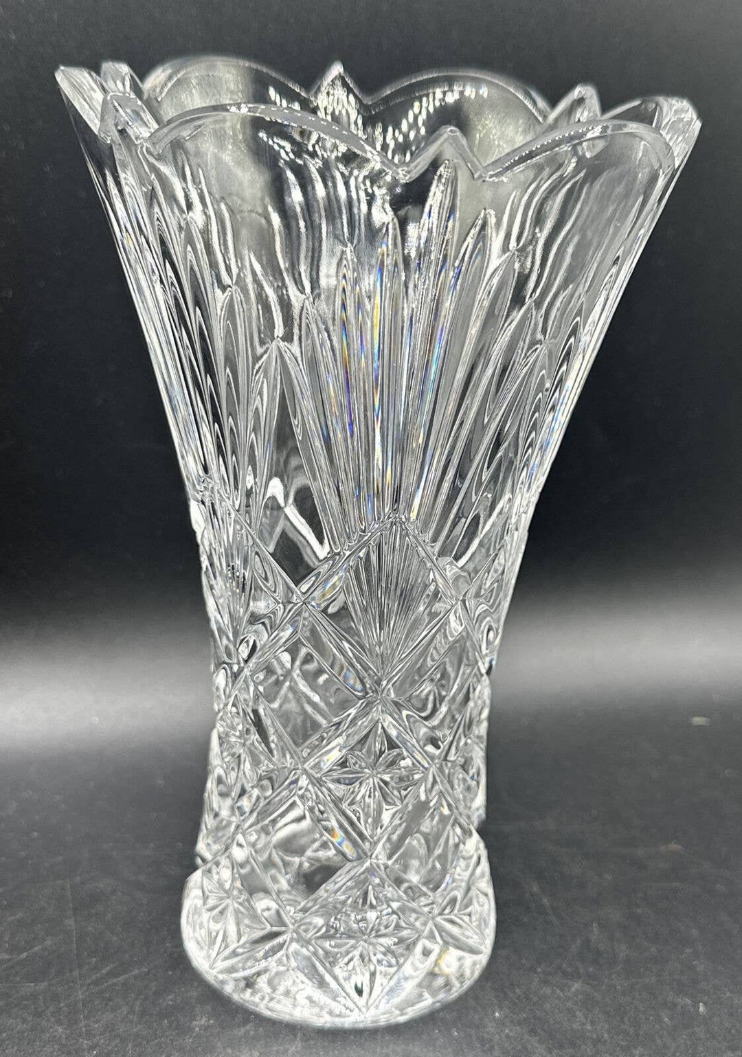 Towle 24 Crystal 8 Inch Star Design Vase Made in Poland Beautiful S1