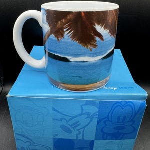 New 1990’s Disney Jumbo MICKEY MOUSE Coffee Mug Beach Vacation Ocean In Box! NWT image 3