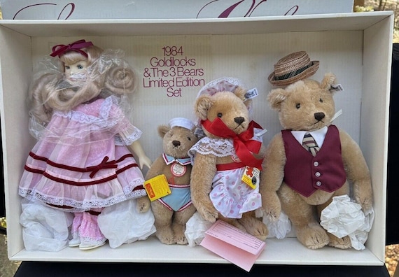 Rare Brand-new Designed by Suzanne Gibson Steiff Goldilocks Three