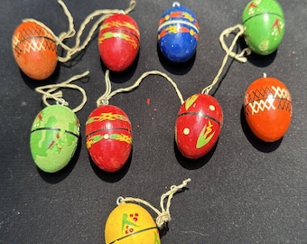 9 Vintage Germany Easter Egg Wooden Hand Painted Vintage Ornaments 5Y