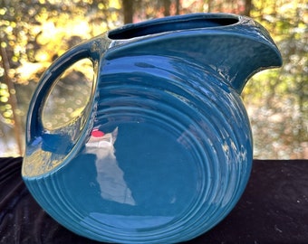 Beautiful Large Disk Pitcher lapis blue FIESTAWARE FIESTA Mint Condition! S1-2