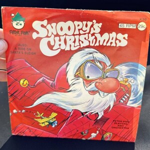 Mint! 1968 Peter Pan Records Snoopy&#39;s Christmas/A Ride on Santa&#39;s Sleigh 45 Perfect!
