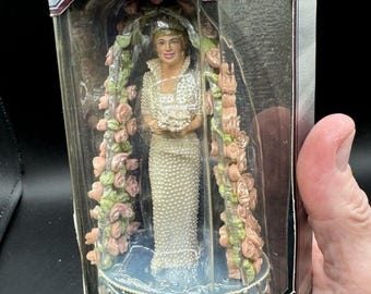 1998 Heirloom Collection 10th Anniversary Princess Diana Of Wales Ornament -7D