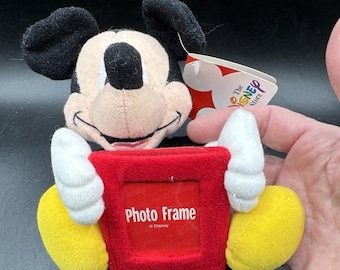 Marco de fotos de juguete de peluche vintage de Mickey Mouse de Disney Store, ¡nuevo con etiquetas, nuevo en su tipo!