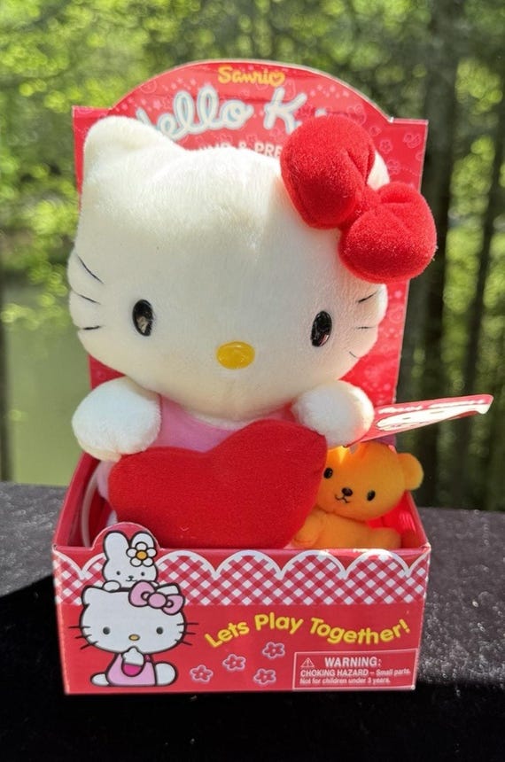 2001 Sanrio Vintage Hello Kitty 7” Cute Standing Plush Doll Toy