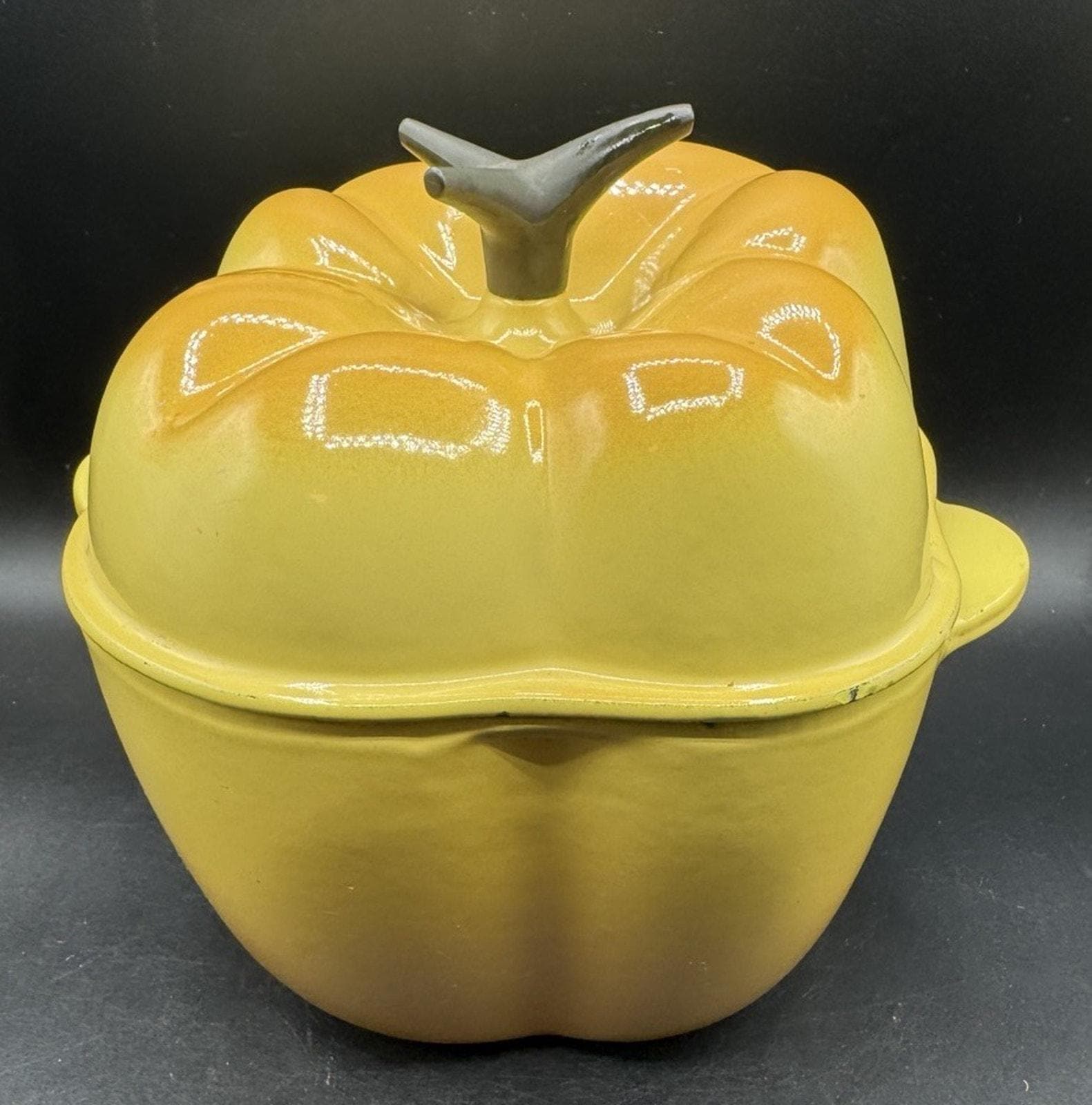 ルクルーゼ　イエローパプリカ　鍋 ルクルーゼ パプリカ イエロー 鍋 キャセロー ル・クルーゼ 鍋 18