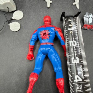 Vintage 1994 Toybiz Spiderman Den animerade serien Web Racer Spider-Man Vintage figur *Begagnad bild 13