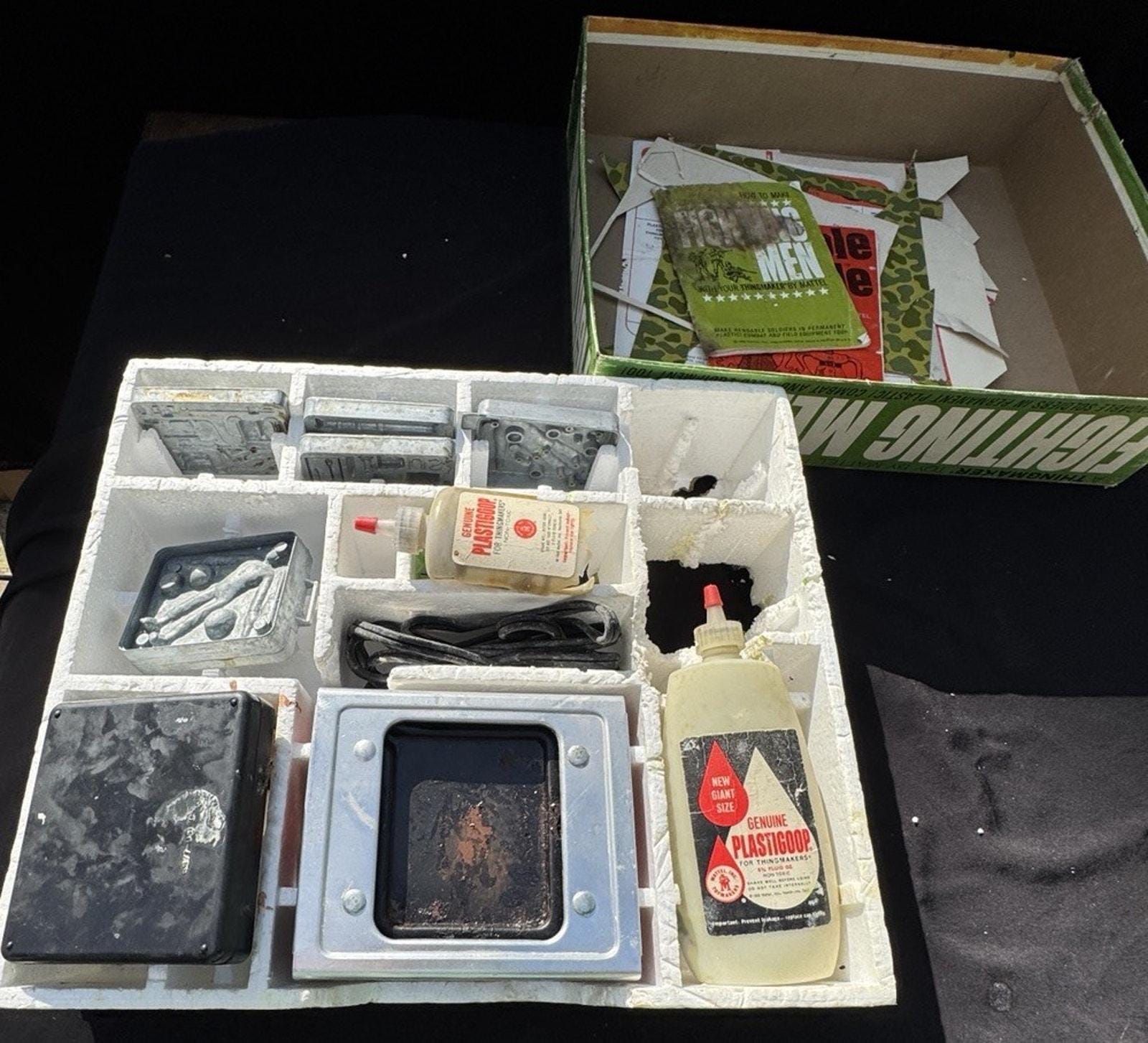 1965 Mattel Thingmaker Fighting Men Toy Plastic Soldier Mold Kit  display picture 1